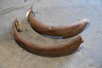 MUDGUARDS: A pair of vintage mudguards, unknown make or model, suitable for repair or template [Location: Sydney] - 6