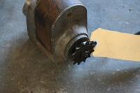 BOSCH: A Bosch magneto, single cylinder [Location: Sydney] - 5