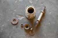 DOUGLAS: A front Douglas hub with quill and bearings [Location: Sydney]