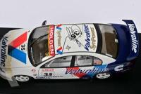 J/BARGWANNA: A limited edition 1:18 scale Autoart Commodore VT as race by Jason Bargwanna in 2000 Shell Series Championship Valvoline Cummins, with COA numbered 1630/2310, roof signed by Bargwanna, in fitted window box. - 4