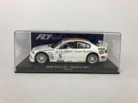 BMW: Two unused 1:32 scale slot cars by Fly Car Model. BMW 320i and BMW 3.5 CSL Silver Edition - 7