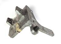 BRACKET: Powering steering / air conditioning. Possibly DB6