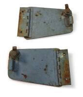 DB6: DB6 One pair of DB6 fuel cap lids - 2