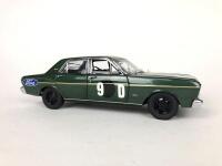 FORD: A 1:18 scale 1968 Bathurst XT GT Ford Falcon by Classic Carlectables. Numbered 0202/750 - 7