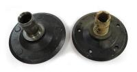 DBSV8/AMV8: One pair of rear hub assemblies. One with studs, one without studs.