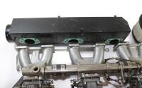 CARBURETTORS: Triple SU CARBURETTOR assembly including air box, air filter, joiner and some other mountings. Can suit DBS / DB6 / DB5 / DB4 Vantage. - 5