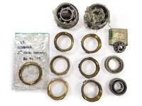 ZF GEARBOX: Six synchro rings, five bearings and one NOS V8 gearbox second gear synchro.