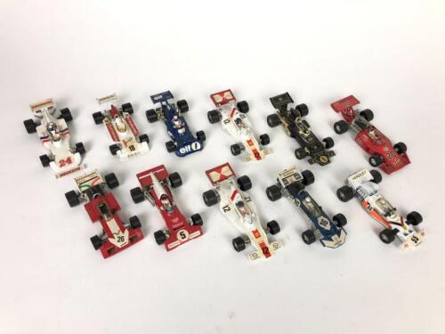 CORGI: A collection of 1:43 scale Corgi F1 diecast models
