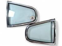 DBS/DBSV8/AMV8: One pair of rear quarter light assemblies.