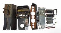 DBS PARTS: Glove box, console, instrument binnicle, door aperture finishers, interior handles and trim bits.
