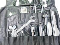 AMV8: &ldquo;King Dick&rdquo; tool kit