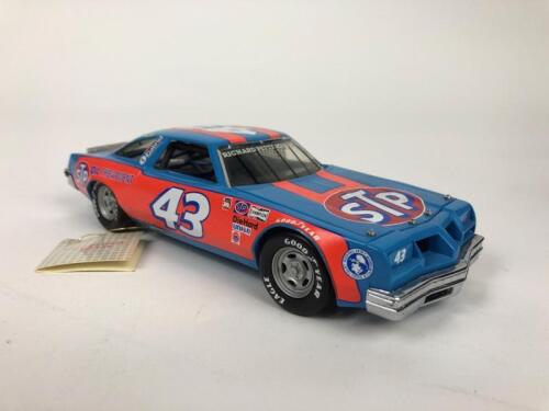 RICHARD PETTY: A Franklin Mint Richard Petty Race Car