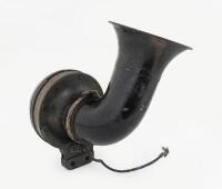 HORN: A Bosch vintage horn, untested item, approx height 26cm - 2