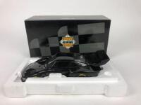 PORSCHE: A 1:18 scale Racing Legends Porsche 935 - 5