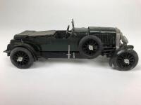 SCALE MODELS: A group of 1:24 white metal scale models - 4