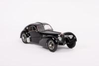 TYPE 57: A excellent 1:18 scale Bugatti Type 57 SC Atlantic diecast model