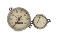 SMITHS VINTAGE SPEEDO AND OIL PRESSURE&nbsp;GAUGE: Two Smiths 80mm/52mm&nbsp;diameter Speedo and Oil Pressure Gauges