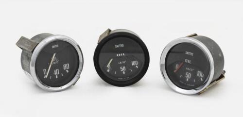 SMITHS OIL PRESSURE GAUGES: Three Smiths 52mm diameter Oil Pressure Gauges