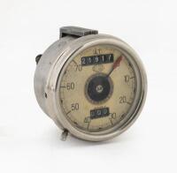 DELAGE: A rare Delage speedometer, made in France, 8.5cm in diameter