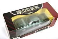 DB4 ZAGATO: A 1:18 die cast scale model of the 1961 Aston Martin DB4 GT Zagato by Yatming, in original box [Location: Sydney] - 3