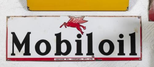 MOBILOIL: A original and scarce Mobiloil&nbsp;enamel sign, 30.5cm high, 91.5cm wide