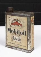 MOBILOIL: An excellent Gargoyle Mobiloil Arctic two quart French motor oil tin, 'Vacuum Oil Company S.A.F Paris' - 2