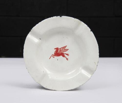 MOBIL: A Mobil 'Pegasus' enamel ash tray, 12cm in diameter