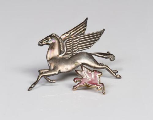 MOBIL: Two Mobil Pegasus items, includes a red Pegasus lapel pin in presentation case and also a Pegasus possible grille badge