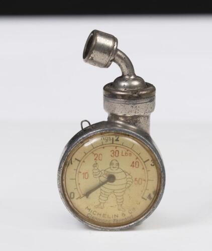 MICHELIN: A 1920s or 1930s,&nbsp;Michelin, Clermont-Ferrrand&nbsp;4cm tyre pressure gauge