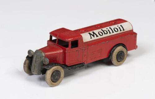 DINKY: A Dinky Toys,&nbsp;pre-war 'Mobiloil'&nbsp;oil tanker, made in England by Meccano Ltd.