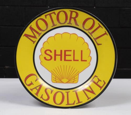SHELL: A Shell Motor Oil Gasoline dinner plate, made in Germany, 27cm wide