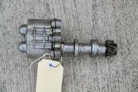 DB2/4: An oil pump for a 3 litre DB2/4 [Location: Sydney]