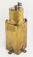 DIETZ: A Dietz brass automobile lights acetylene generator "Handy Gas Generator", 35cm high