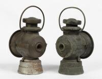 LUCAS: A pair of brass, Lucas 'King of the Road' No.722 coach lamps, 31cm high, 15cm wide - 2