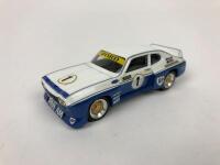 DINKUM CLASSICS: A 1:43 scale Moffat Ford Capri - No.1