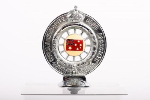 RACV: An official reproduction Royal Automobile Club of Victoria Associate badge after the 1929 type, solid and heavy, numbered to lower '4580' with acyclic centers, 14cm high overall
