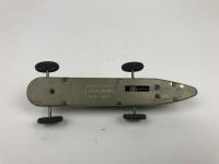 TRI-ANG MINIC RACING CAR: A Tri-Ang Minic Toys Pre-War Racing Car (13M) - 5