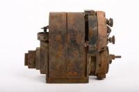 MAGNETO: A Bosch Magneto 'Type DF 4a 13943', 12cm high, 16cm wide - 5