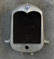 MORRISS-LONDON: An extremely rare 1920 Morriss-London radiator shell and core