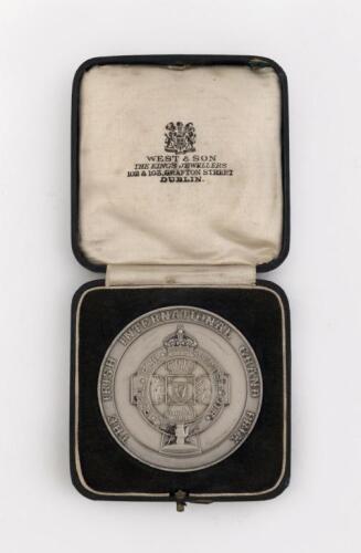 AWARD: A coin award presented to the winner of Class 'E' at the 'Irish International Grand Prix' &nbsp;Phoenix Park, Dublin, Ireland 1930, in presentation box&nbsp;