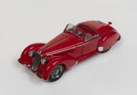 ALFA ROMEO 2900B: A 1:24 scale Franklin Mint 1937 Alfa Romeo 2900B in red, featuring removable soft top, opening doors, bonnet & boot.