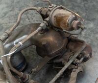 CARBURETTORS: Two circa 1950s/1960s twin SU carburettor set-ups - 2