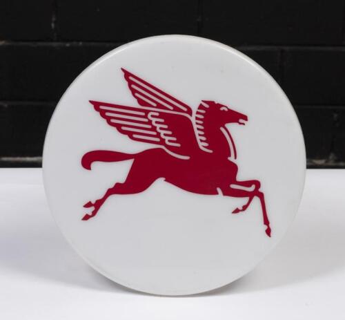 MOBIL: A plastic disc with Mobil Flying Pegasus to face, 32.5cm diameter