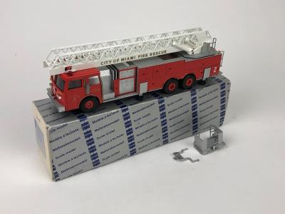 CONRAD: A 1:43 scale City Of Miami Fire Rescue Tower Ladder by Conrad