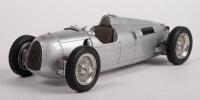 AUTO UNION: A 1:18 scale Auto Union Typ C 1936-1937 model by CMC, boxed item No.M-034. - 4