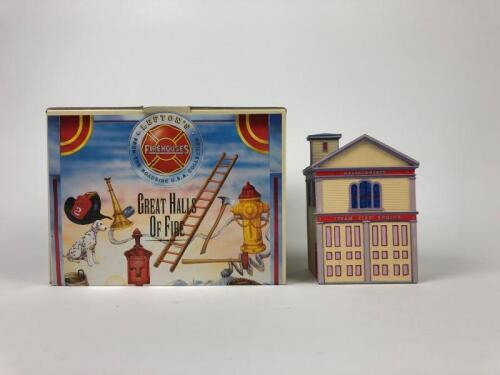 LEFTON'S FIREHOUSE: A Lefton's 1846 Narragansett Steam Fire Engine No.3 firehouse. Scale model