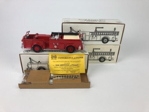 ERTL FIRE TRUCK BANK: Three Ertl 1948 American La France Fire Truck Banks