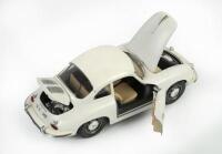 PORSCHE: A Bburago, 1:18&nbsp;scale, 1961 Porsche 356 B, with opening parts - 2