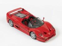 FERRARI: A 1:18 scale Special Edition Maisto 1995 Ferrari F50, red, red/black interior, opening features, engine detail, steerable wheels; no box
