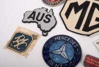 SUNDRIES: A&nbsp;miscellaneous group&nbsp;of various badges and items mostly motoring related - 3